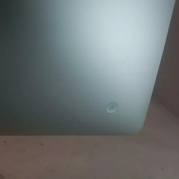 Apple iMac 2015 21 inch Intel core i5 A1418 all in one large skinny computer - Picture 7 of 8